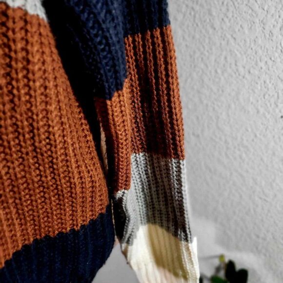 New without tag Zesica sweater size S - Picture 7 of 9